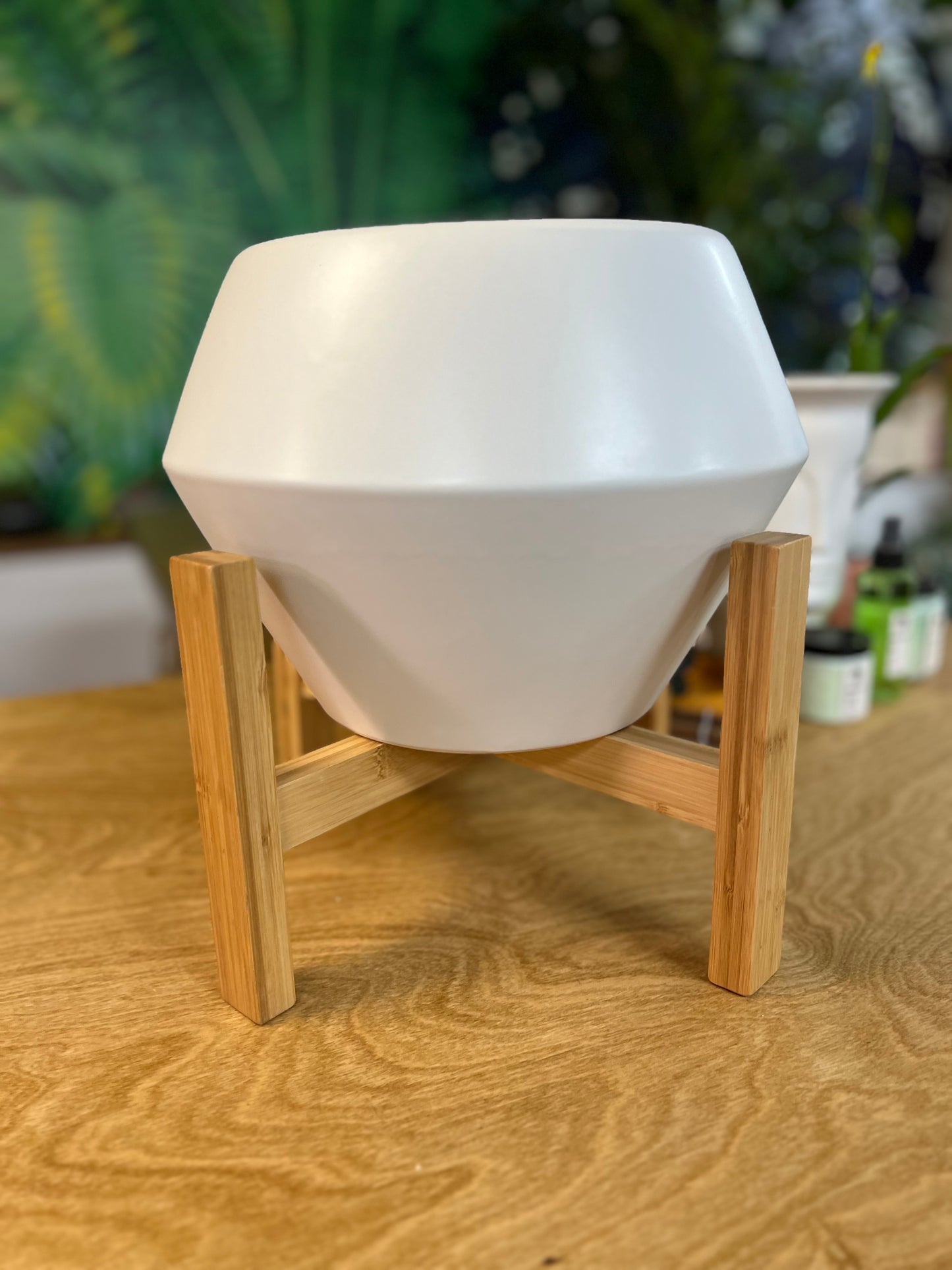 Chelsea White Planter