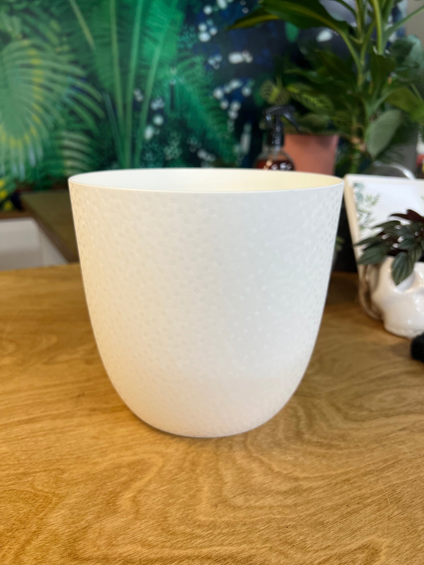 Eda White Planter