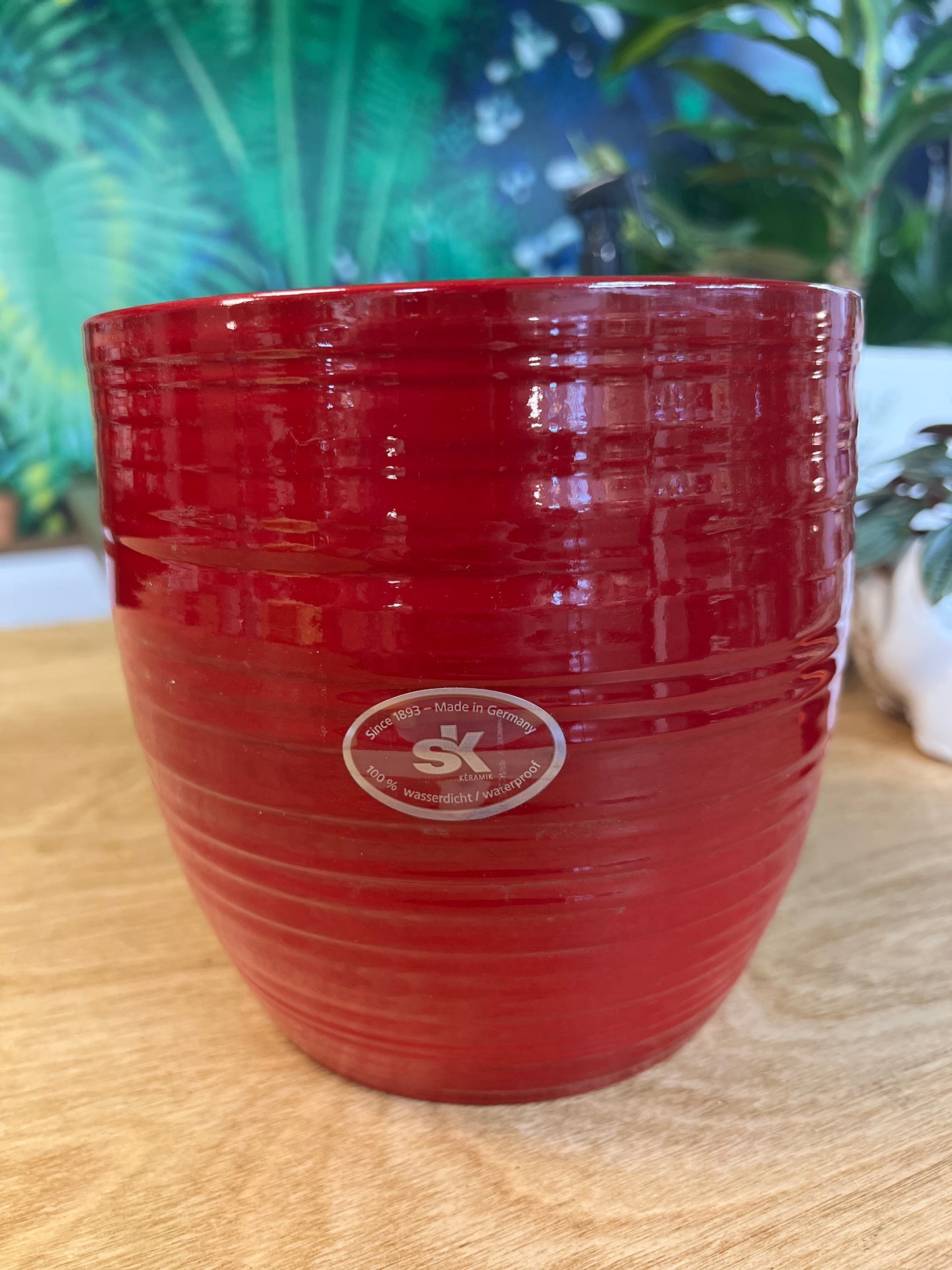 Bergamo Red Planter