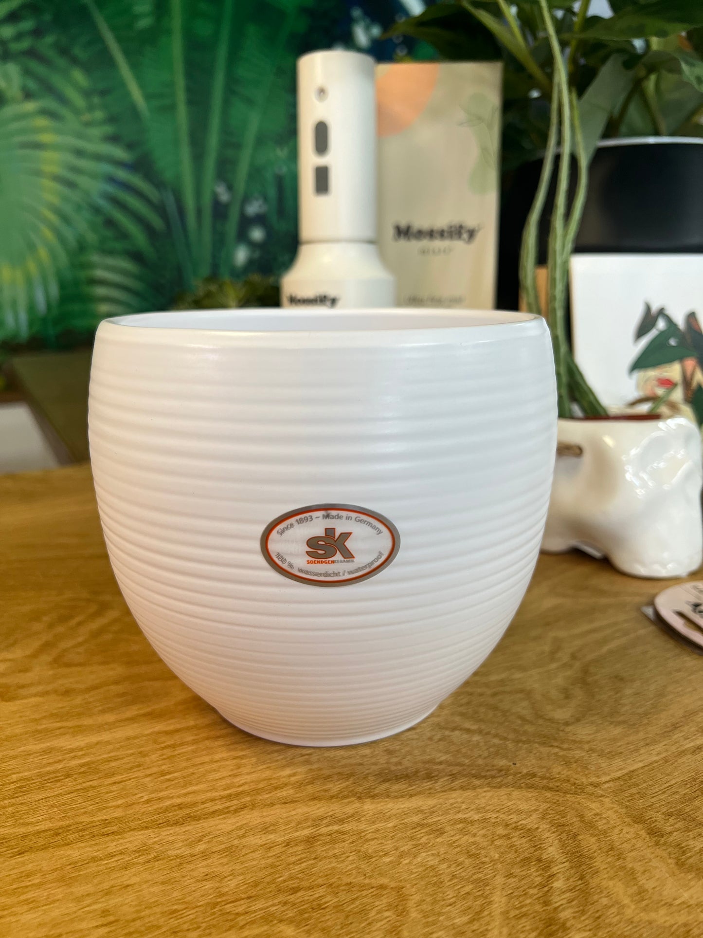 Manacor White Planter